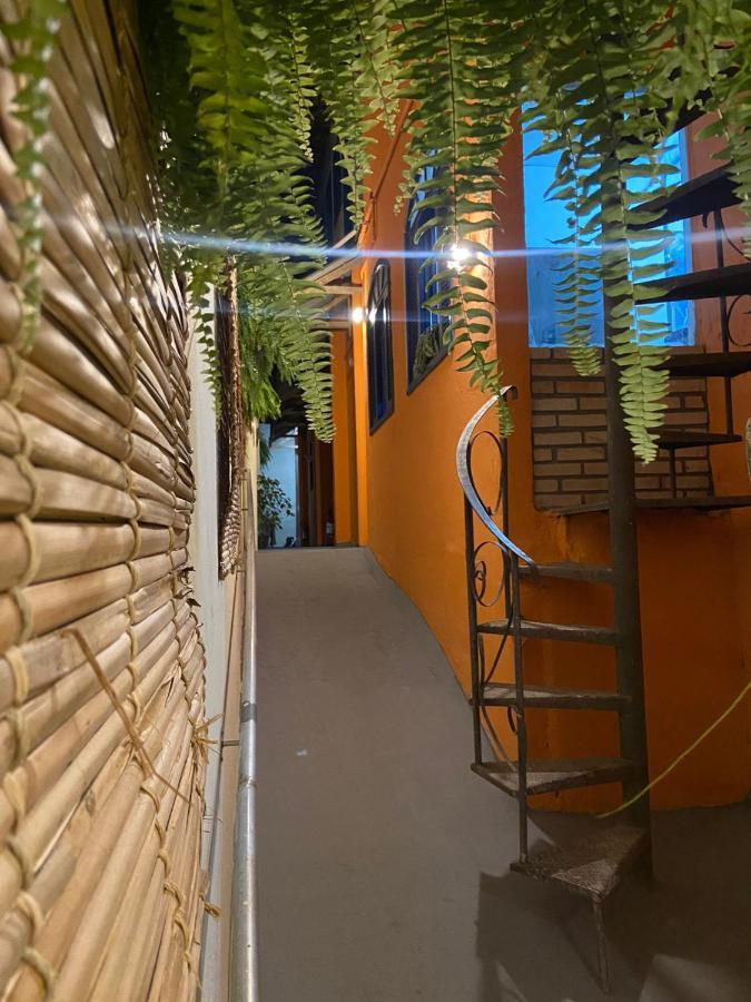Vilarejo Hostel Pinheiros Guest House São Paulo Eksteriør bilde